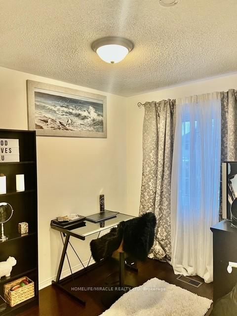 82 Ready Court • Brampton, ON photo 19