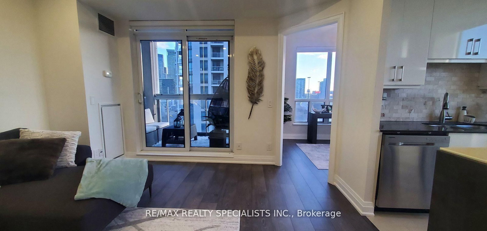 2083 Lake Shore Boulevard W • #1114 • Toronto, ON photo 6