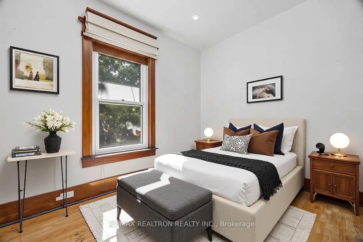 7 Sykes Avenue • Toronto, ON photo 11