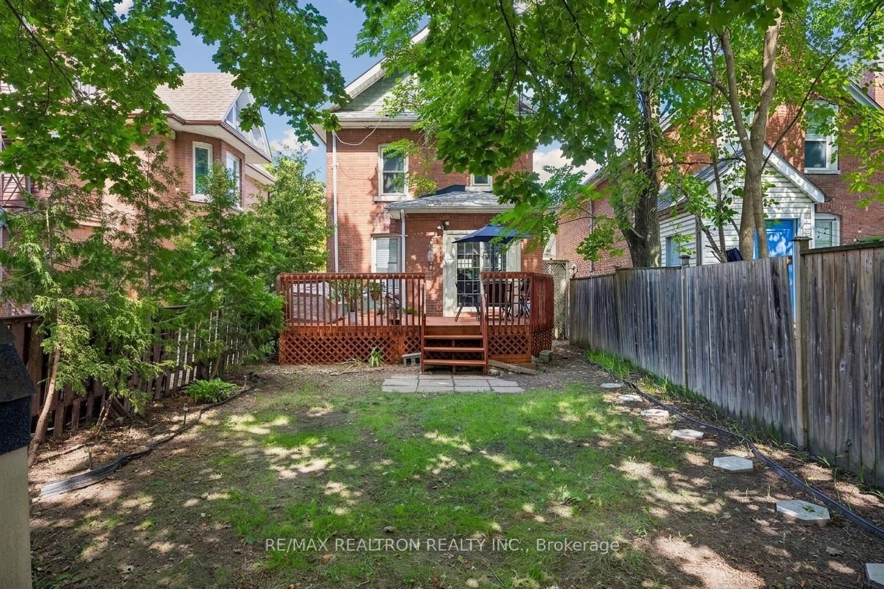 7 Sykes Avenue • Toronto, ON photo 24