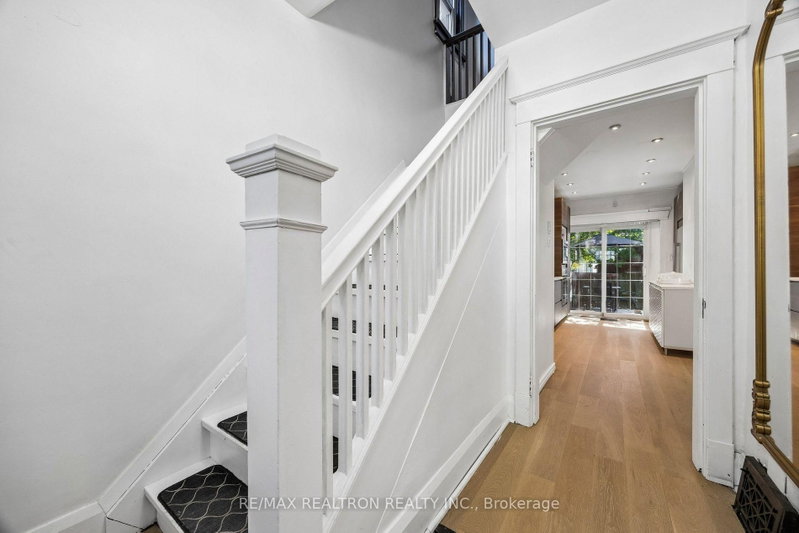 7 Sykes Avenue