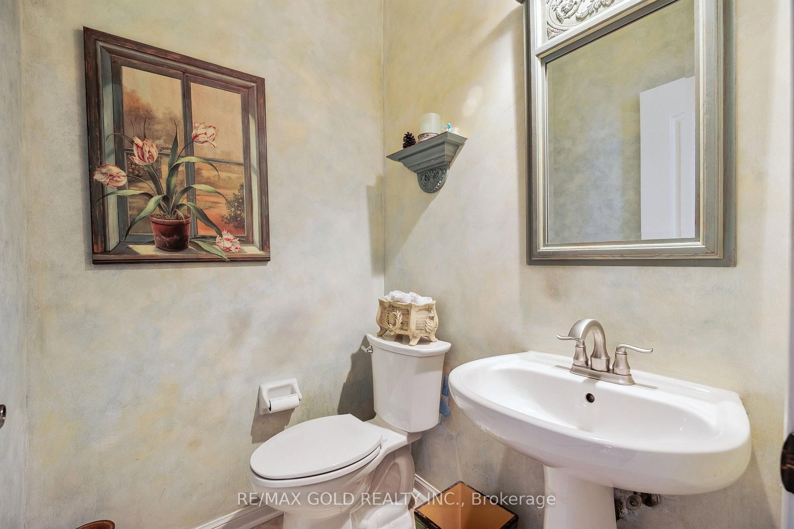 40 Maldives Crescent • Brampton, ON photo 10