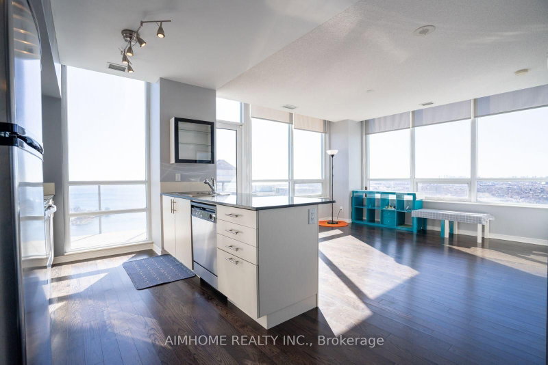 3202 - 2240 Lakeshore Boulevard W
