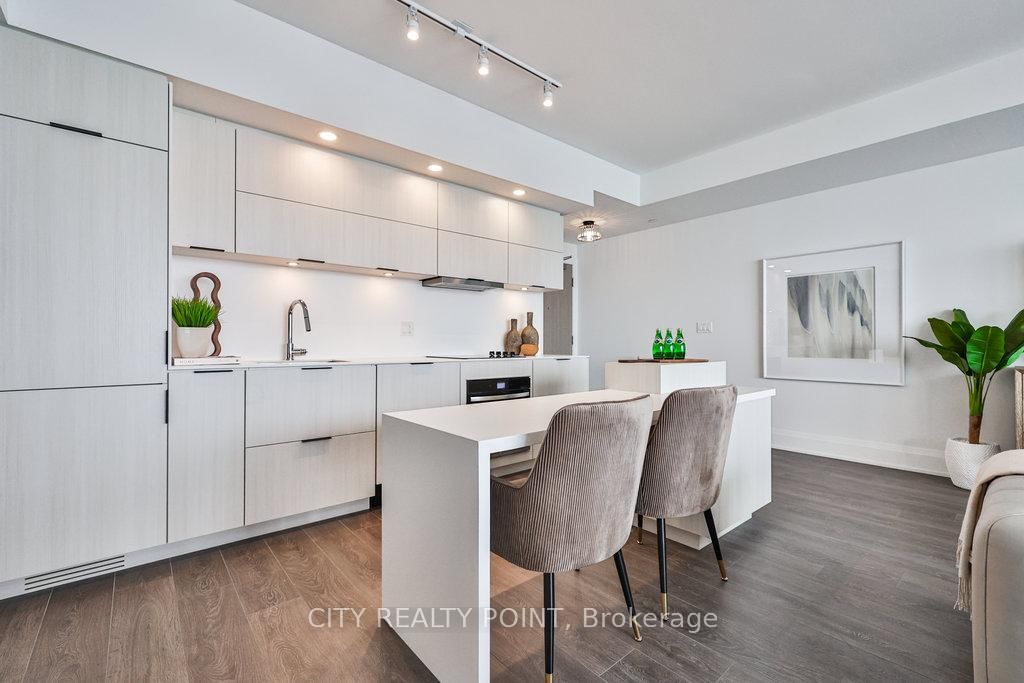 370 Martha Street • #2204 • Burlington, ON photo 18