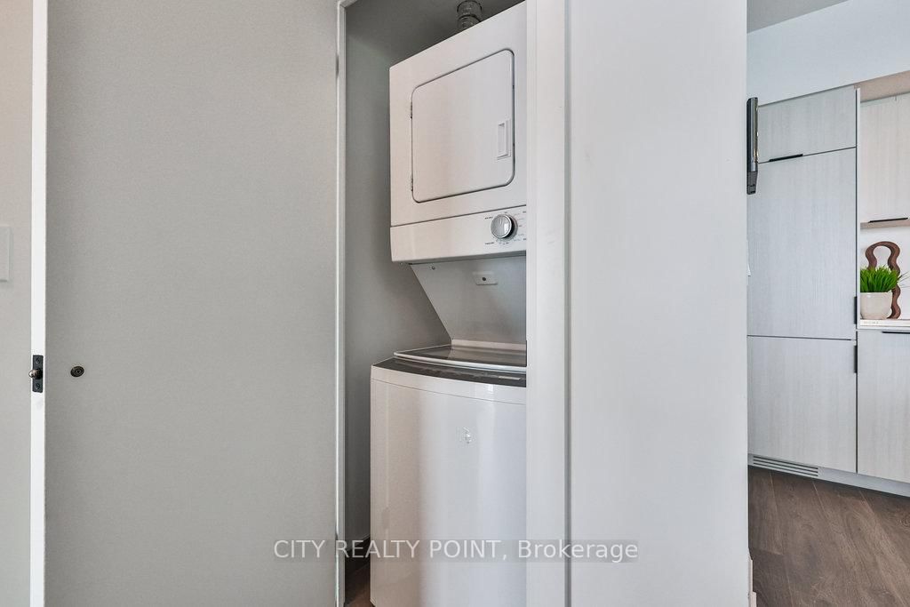 370 Martha Street • #2204 • Burlington, ON photo 22