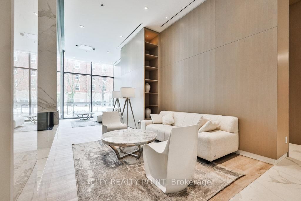 370 Martha Street • #2204 • Burlington, ON photo 4
