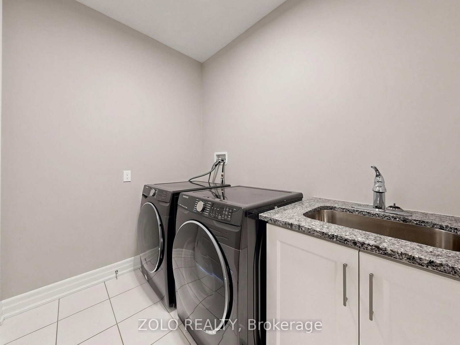 3061 William Cutmore Boulevard • Oakville, ON photo 26