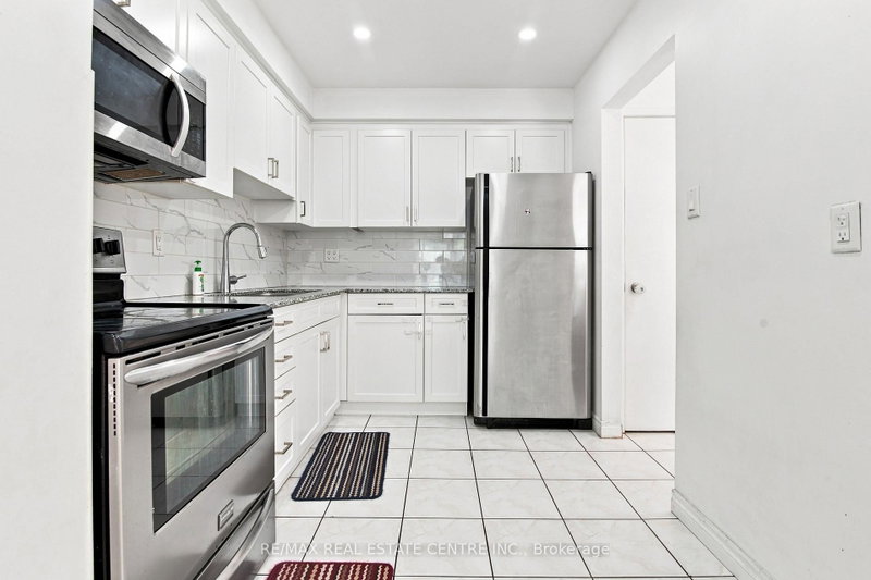 44 Franklin Brampton,ON L6T 3Z1 — Photo 10