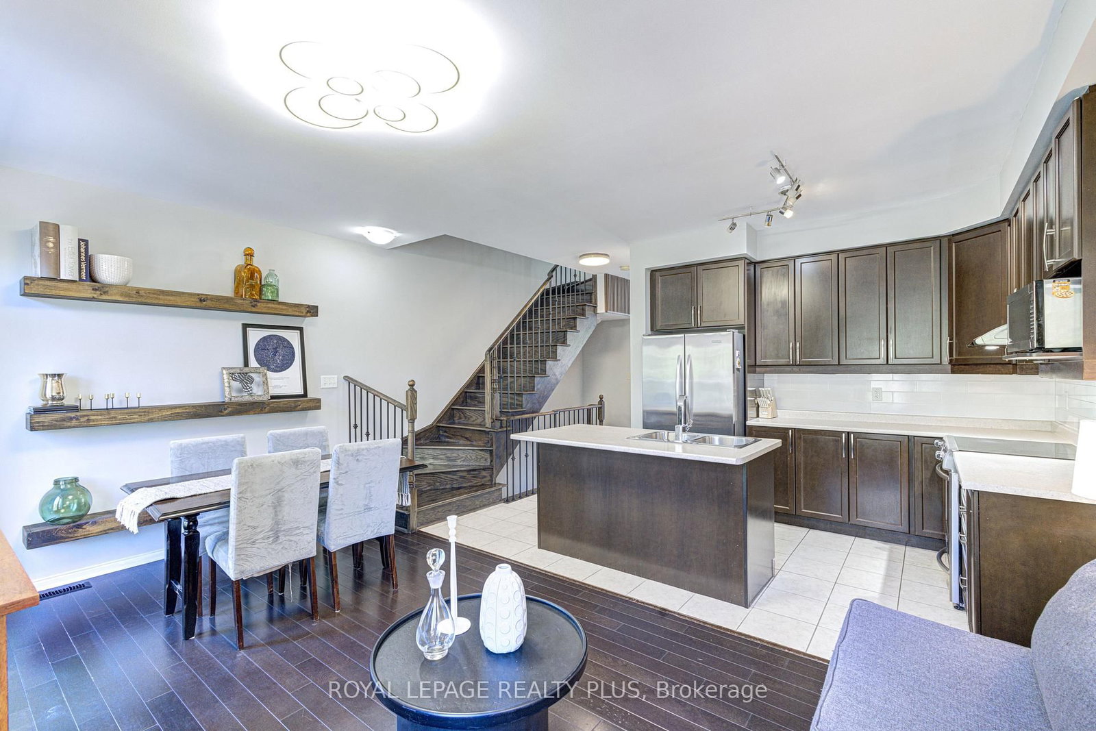 5750 Tosca Drive • #1 • Mississauga, ON photo 17