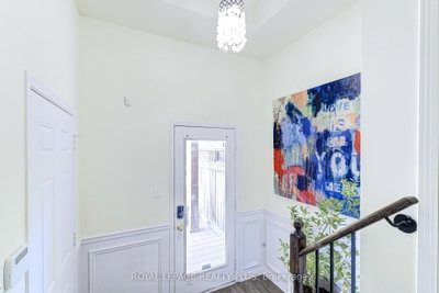 5750 Tosca Drive • #1 • Mississauga, ON photo 3