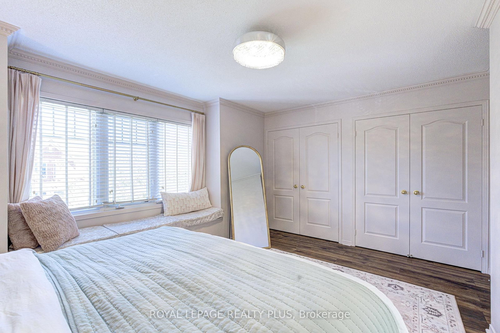 5750 Tosca Drive • #1 • Mississauga, ON photo 36