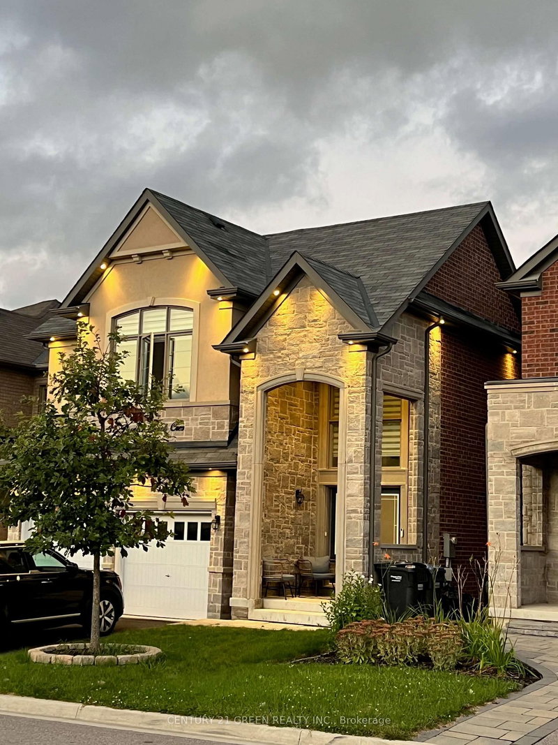 Main & 2nd Floor - 37 Prairie Creek Crescent