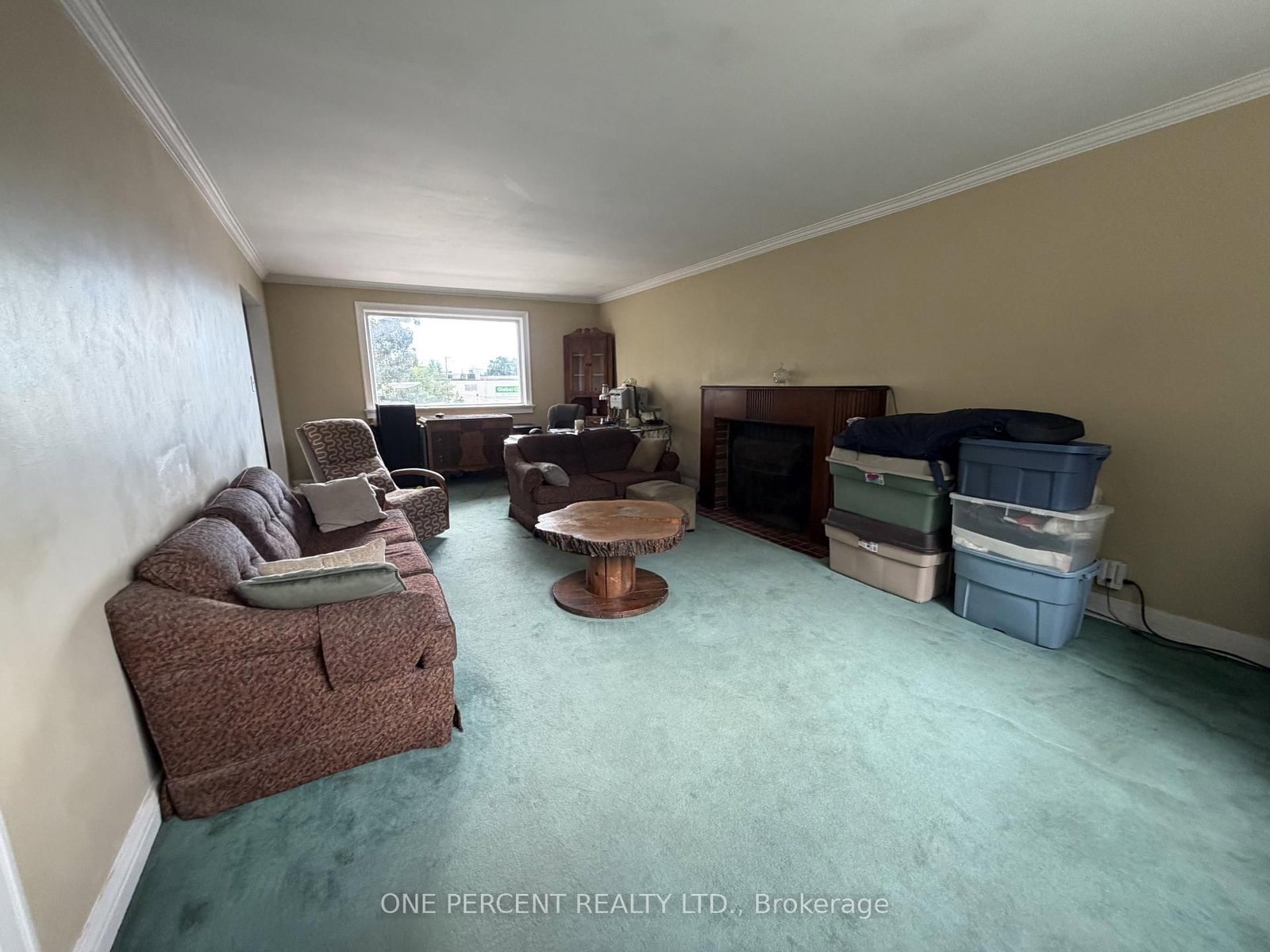 112 Yore Road • Toronto, ON photo 6