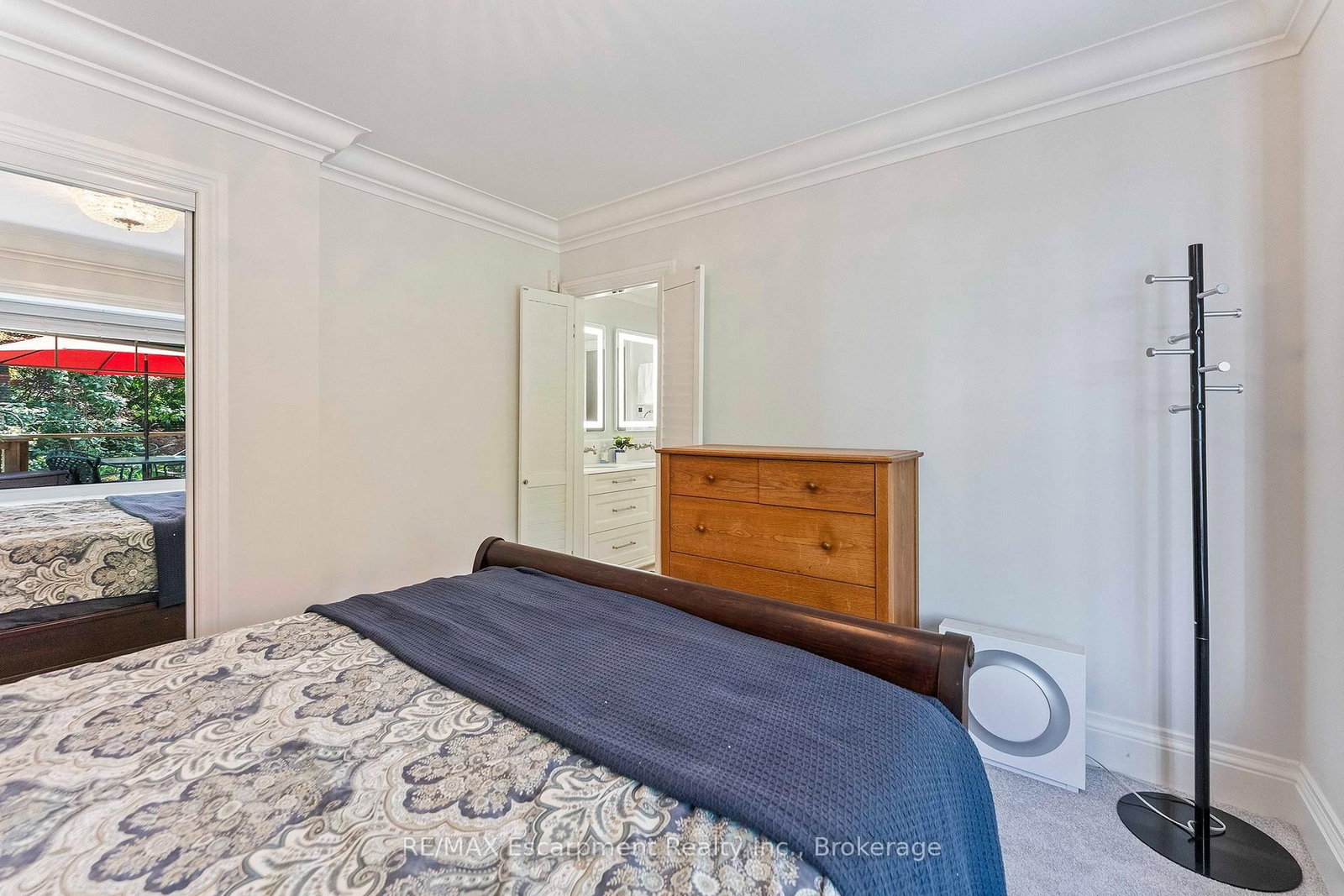 380 Watson Avenue • Oakville, ON photo 22