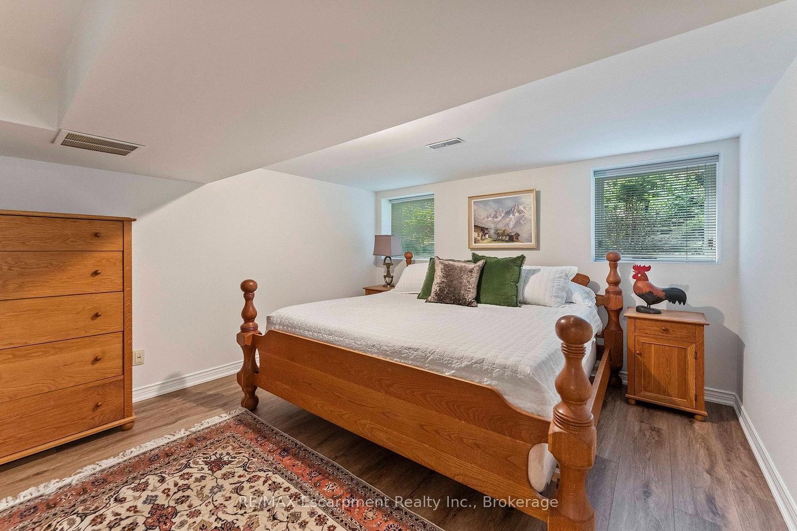380 Watson Avenue • Oakville, ON photo 37