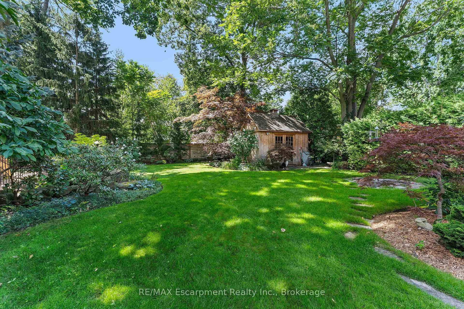380 Watson Avenue • Oakville, ON photo 47