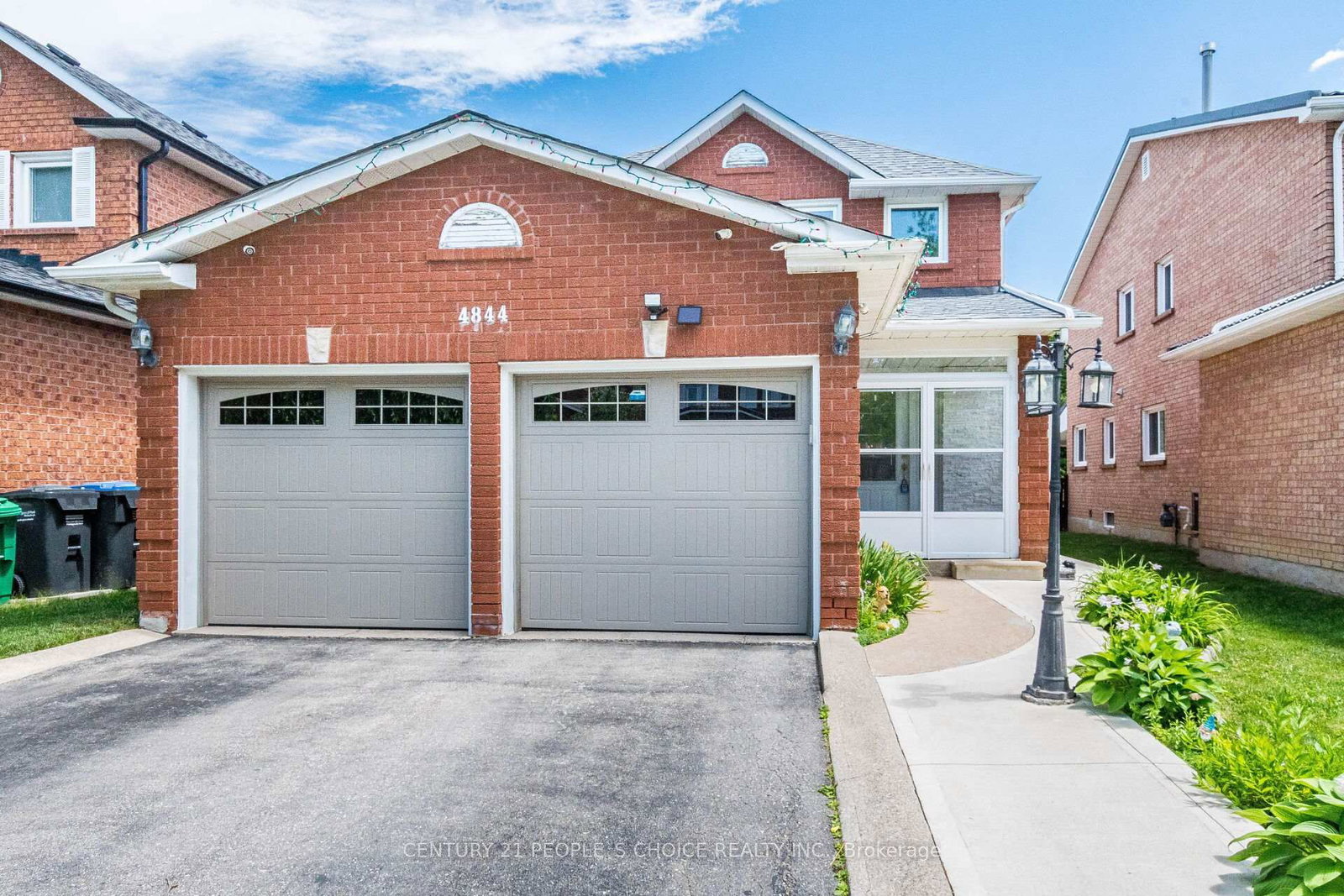 4844 Owl Circle • Mississauga, ON photo 4