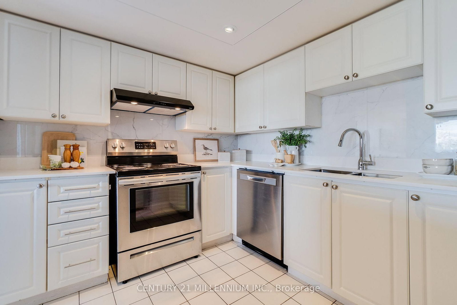 4450 Tucana Court • #902 • Mississauga, ON photo 4