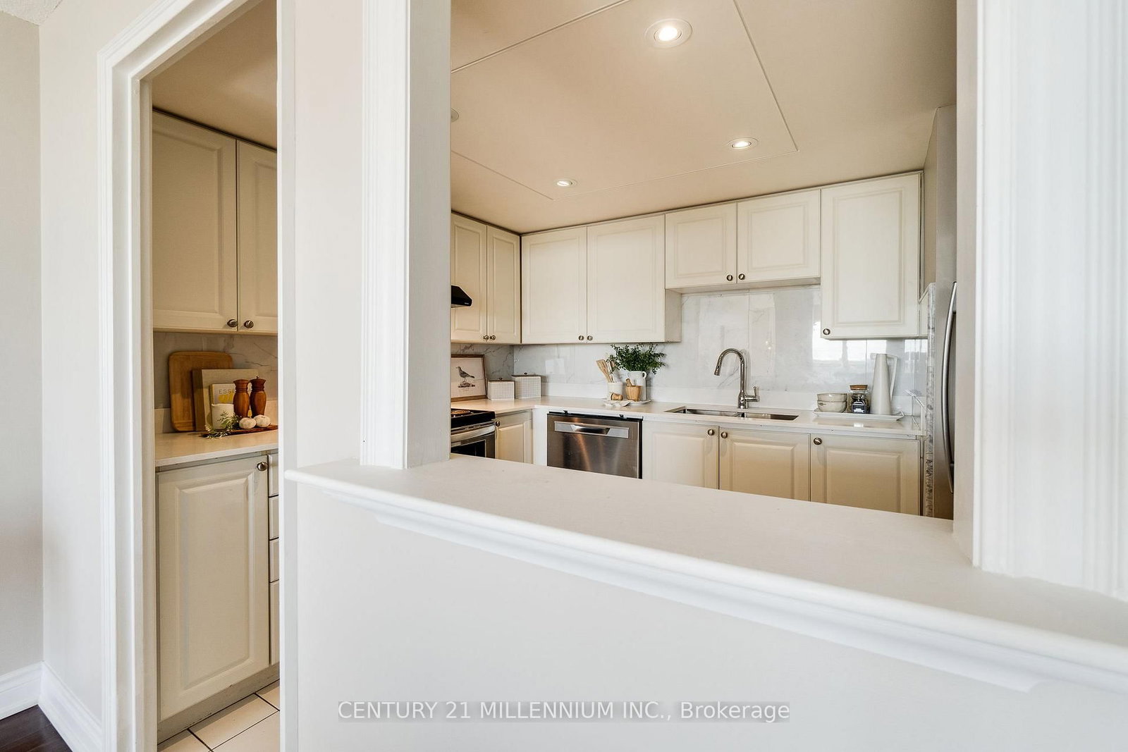 4450 Tucana Court • #902 • Mississauga, ON photo 6