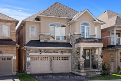 7 Yelands Road • Brampton, ON photo 3