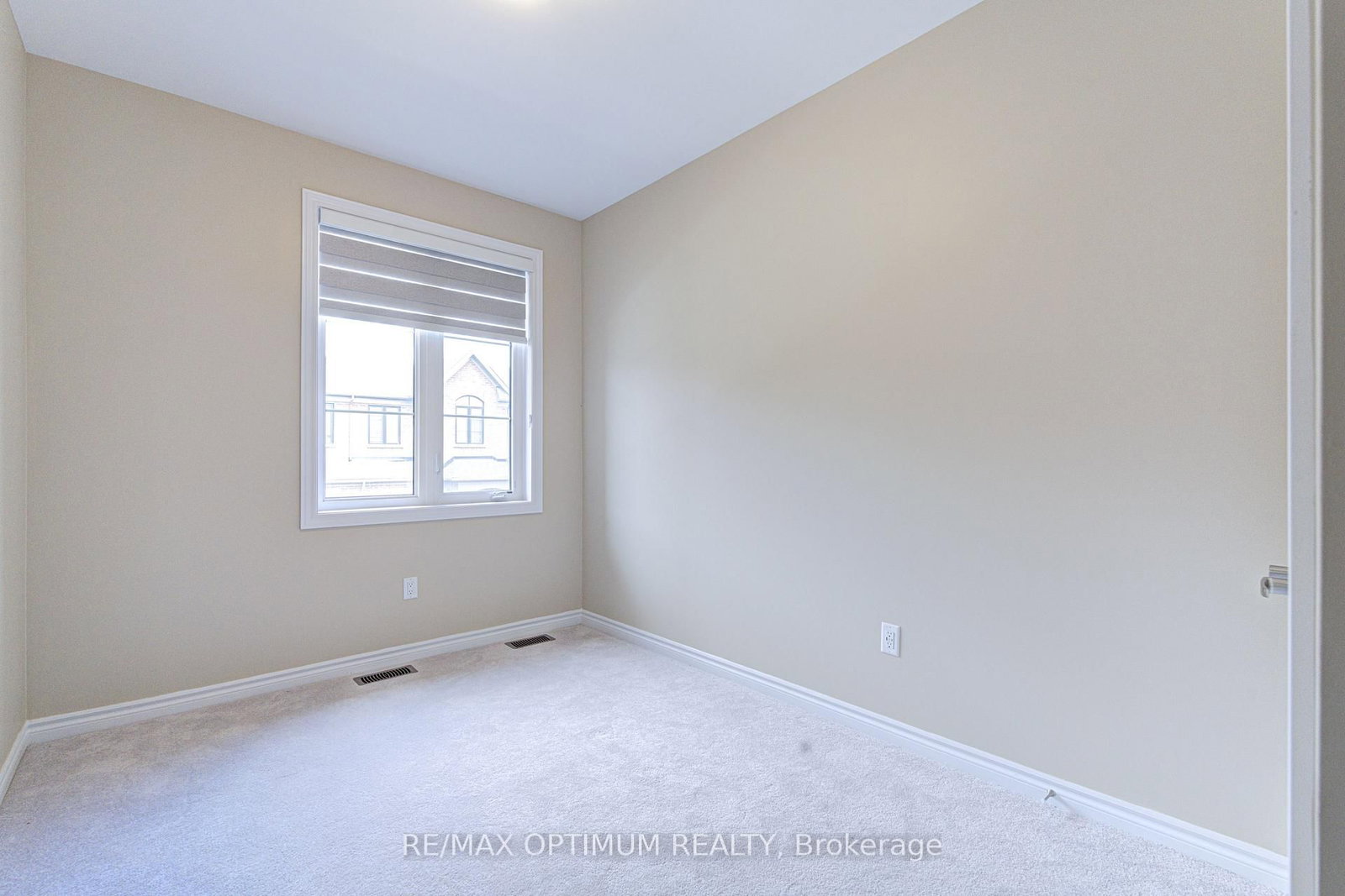 1420 Oakmont Common • Burlington, ON photo 19
