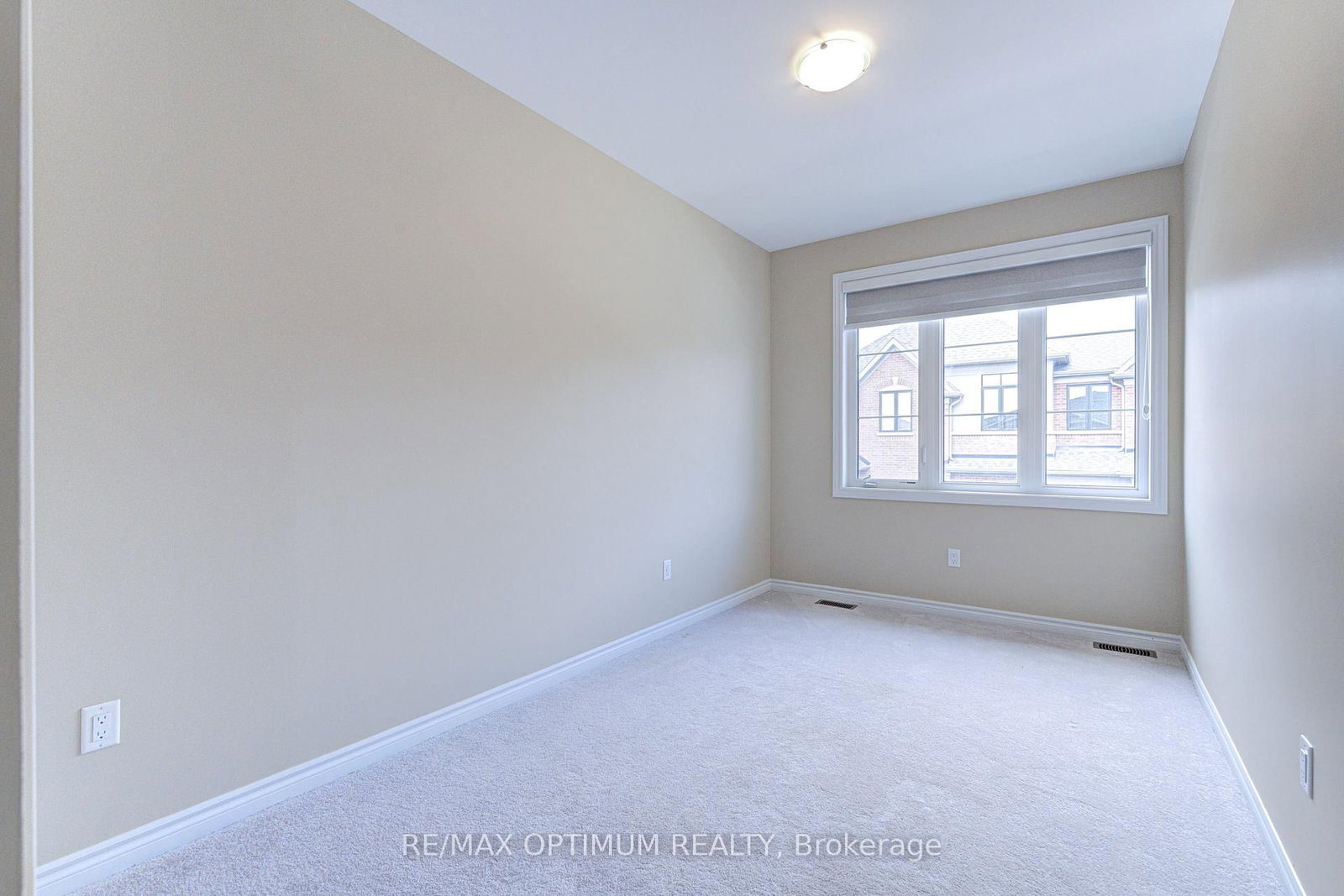 1420 Oakmont Common • Burlington, ON photo 22