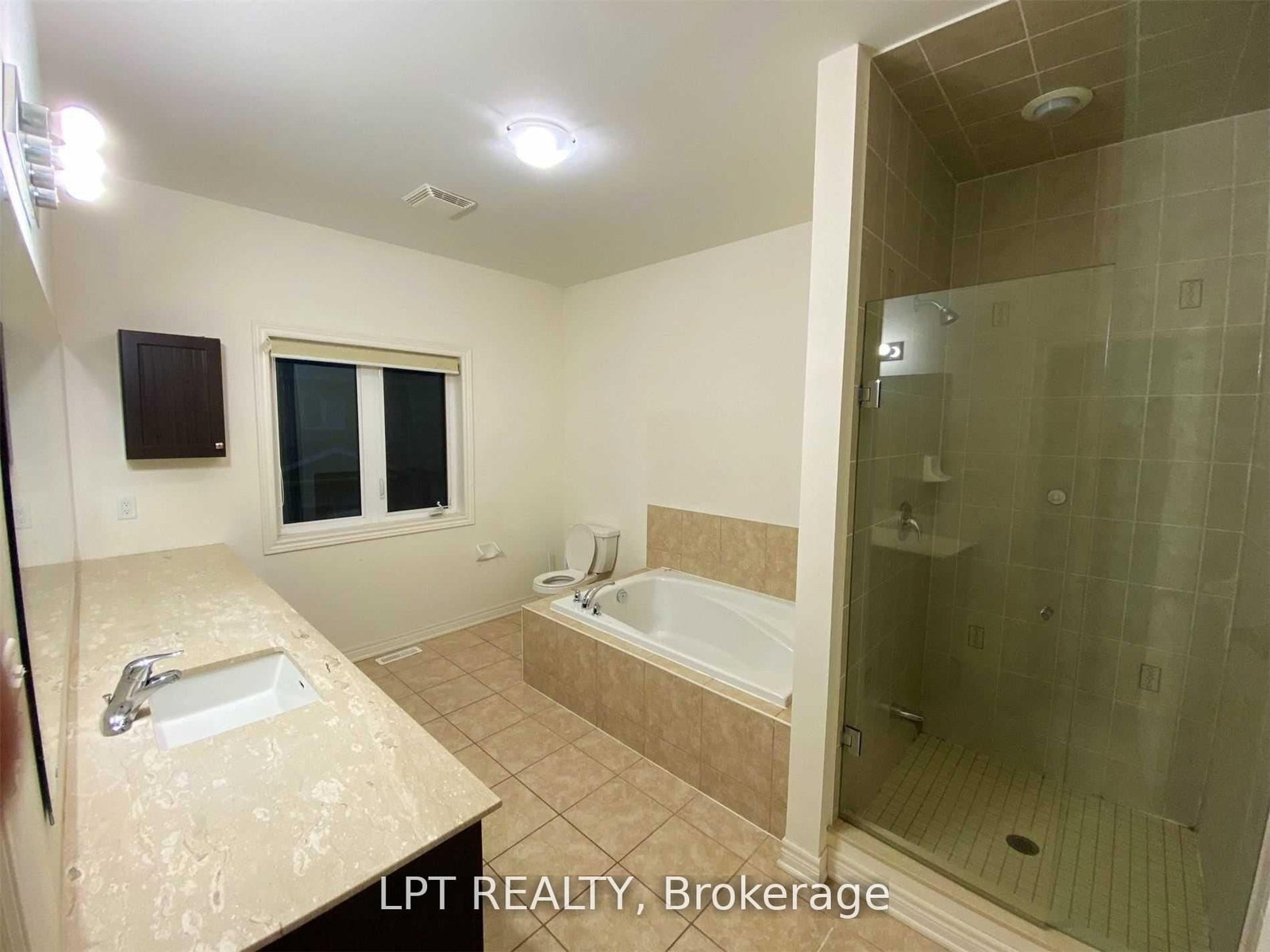 35 Humberstone Brampton,ON L7A 4C2 — Photo 10