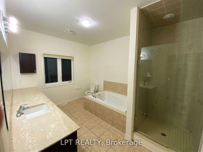 35 Humberstone Brampton,ON L7A 4C2 — Photo 10