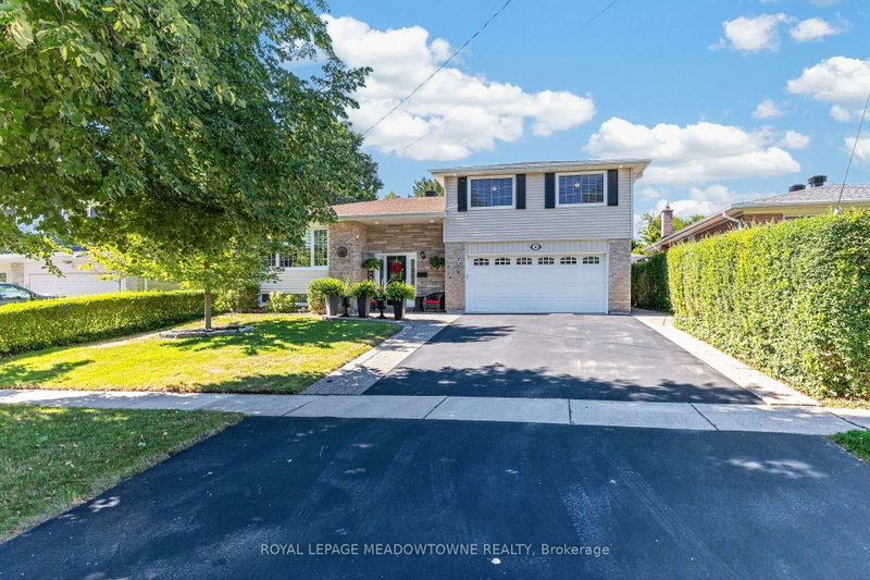 30 Metcalfe Court