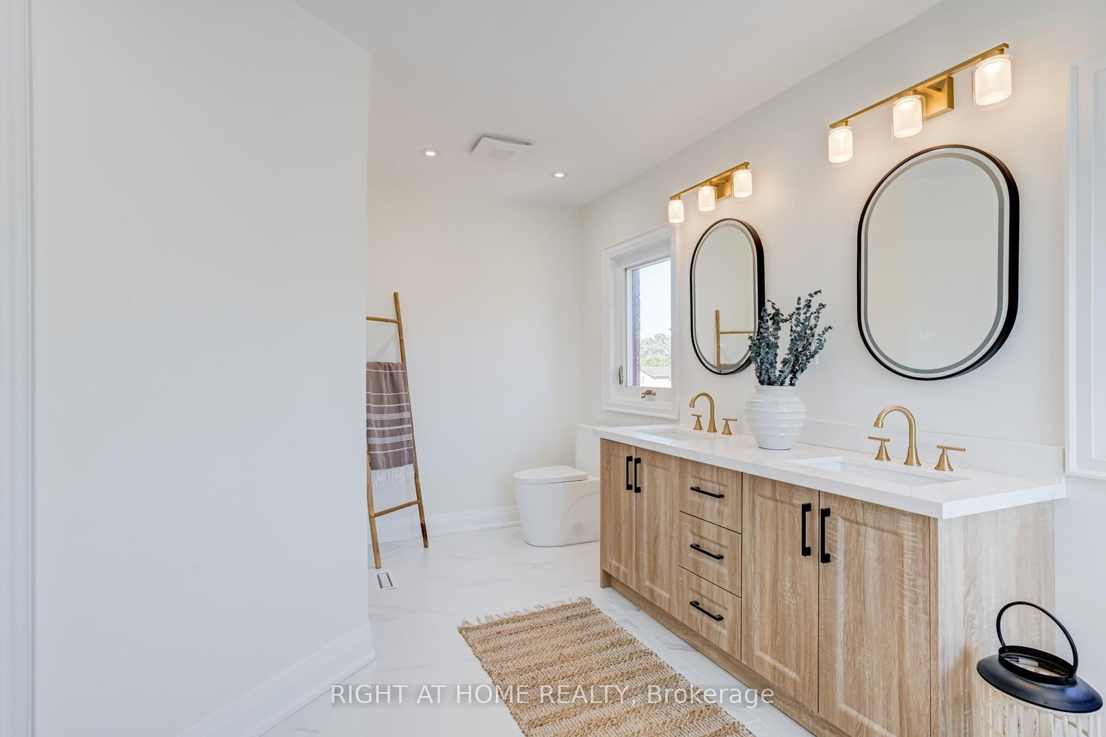 2598 Mason Heights • Mississauga, ON photo 25