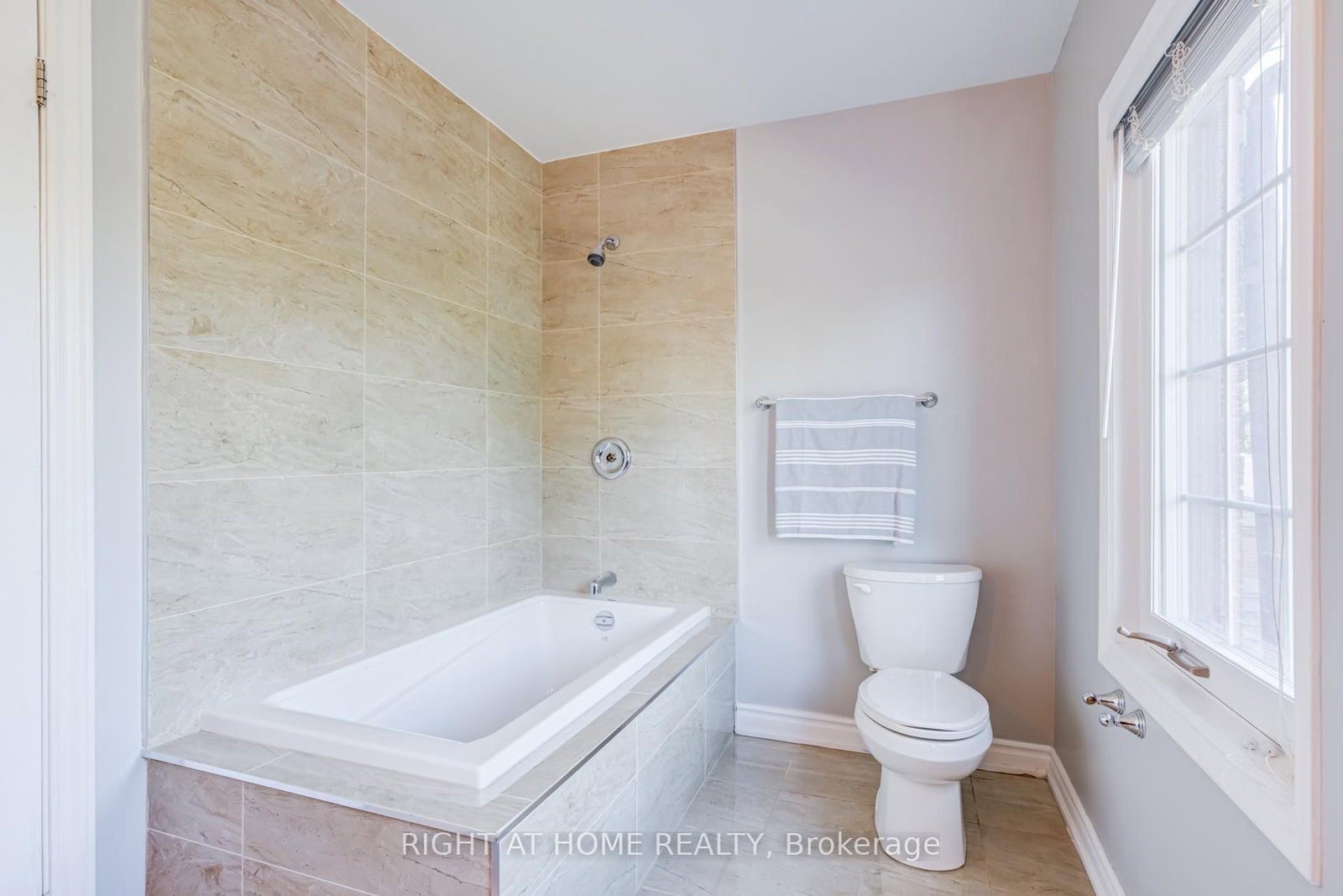 2598 Mason Heights • Mississauga, ON photo 34