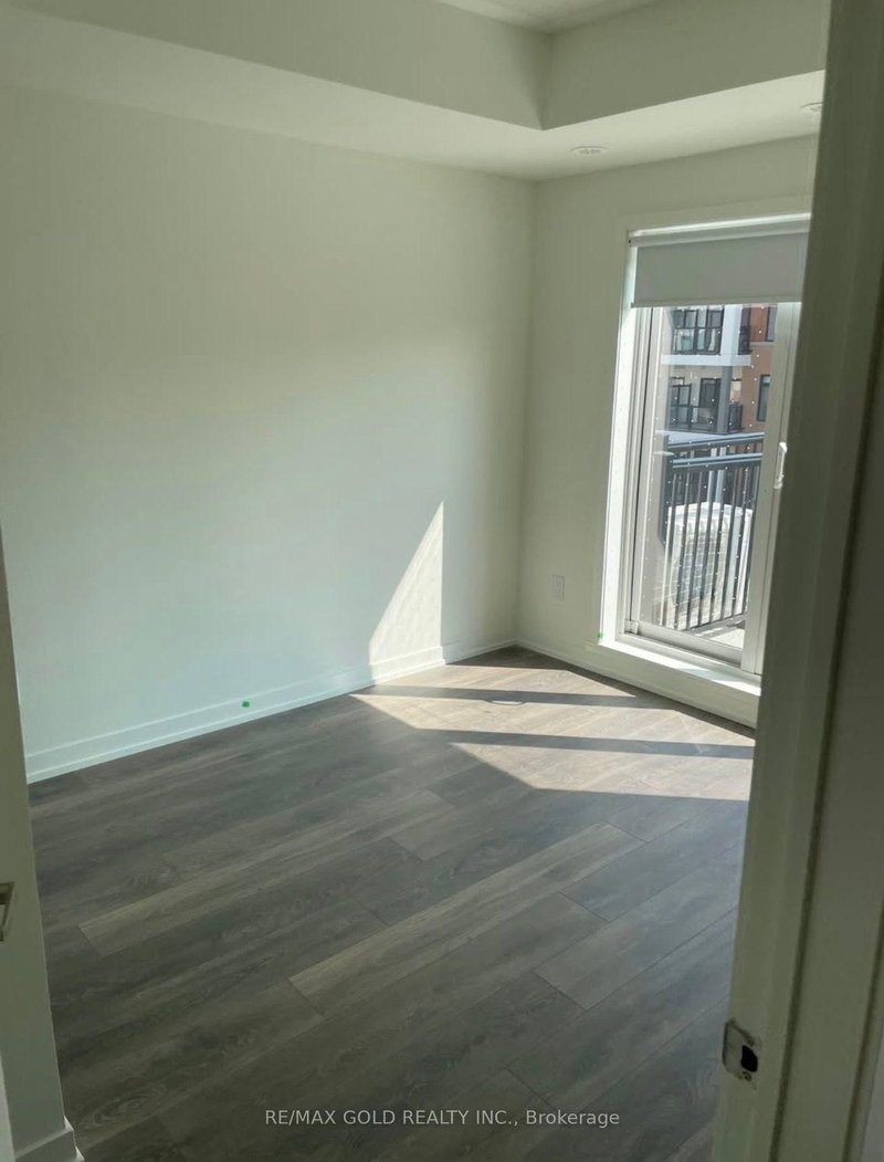 401 - 135 Canon Jackson Drive