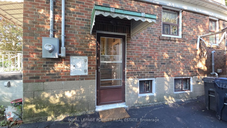 Lower - 8 Meaford Avenue