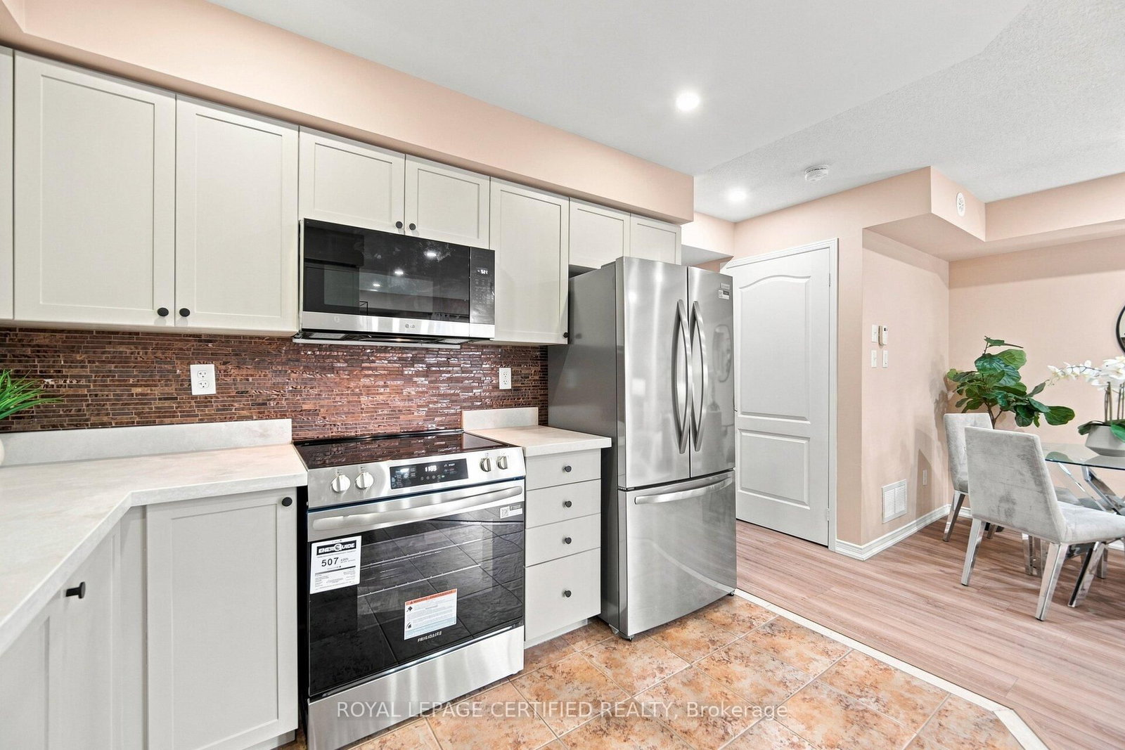 2551 Sixth Line • #25 • Oakville, ON photo 18