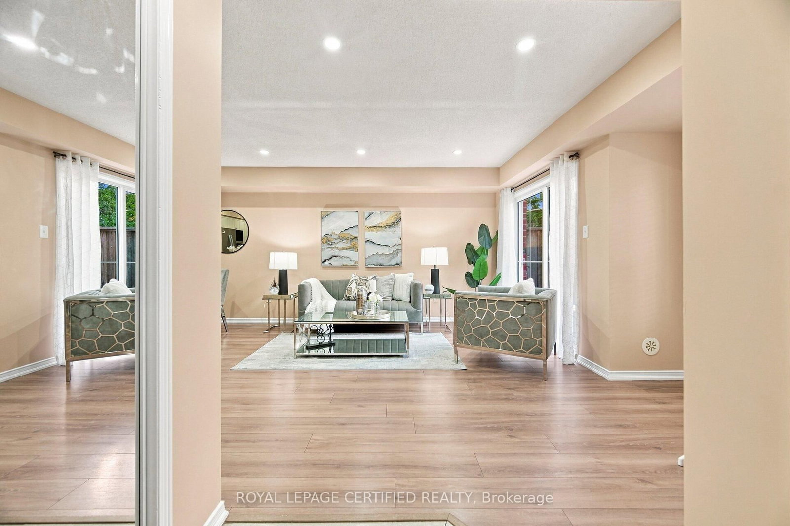 2551 Sixth Line • #25 • Oakville, ON photo 6