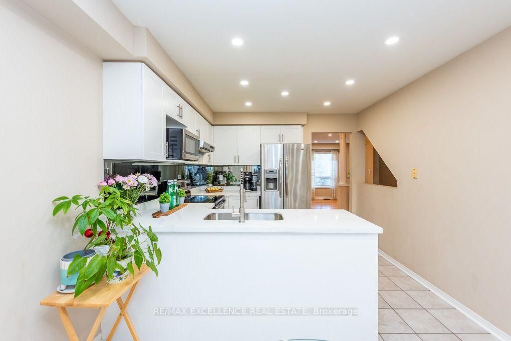 65 Brickyard Way • #82 • Brampton, ON photo 18