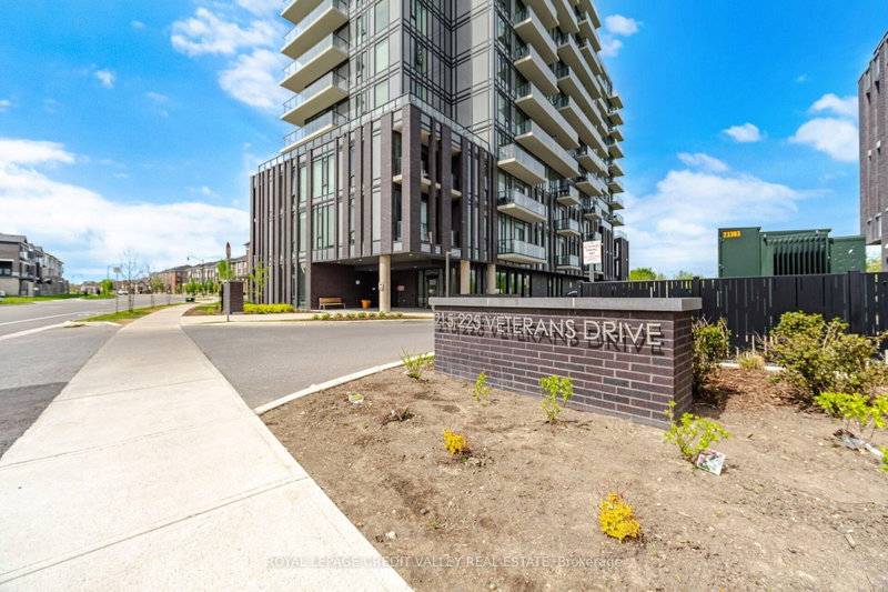 1201 - 225 Veterans Drive