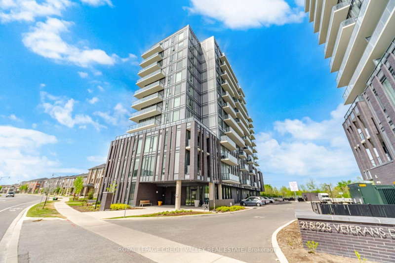 1201 - 225 Veterans Drive