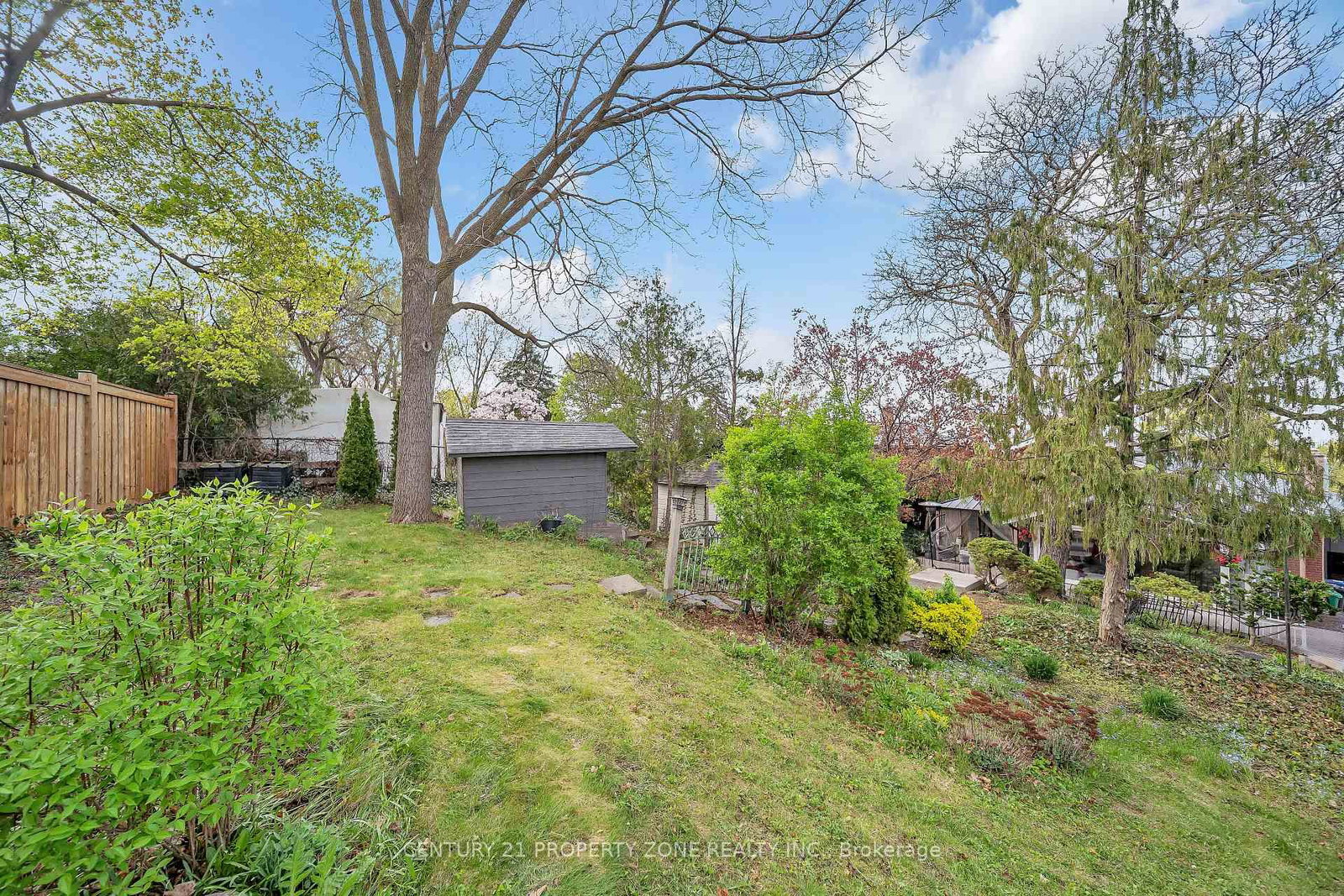 122 Vista Boulevard • Mississauga, ON photo 37