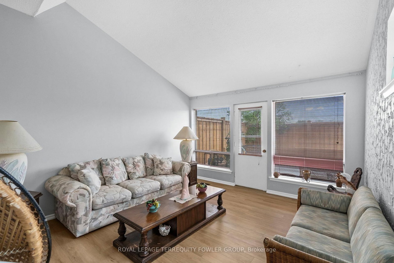260 John Garland Boulevard • #224 • Toronto, ON photo 10