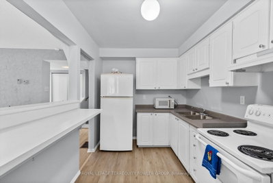 260 John Garland Boulevard • #224 • Toronto, ON photo 6