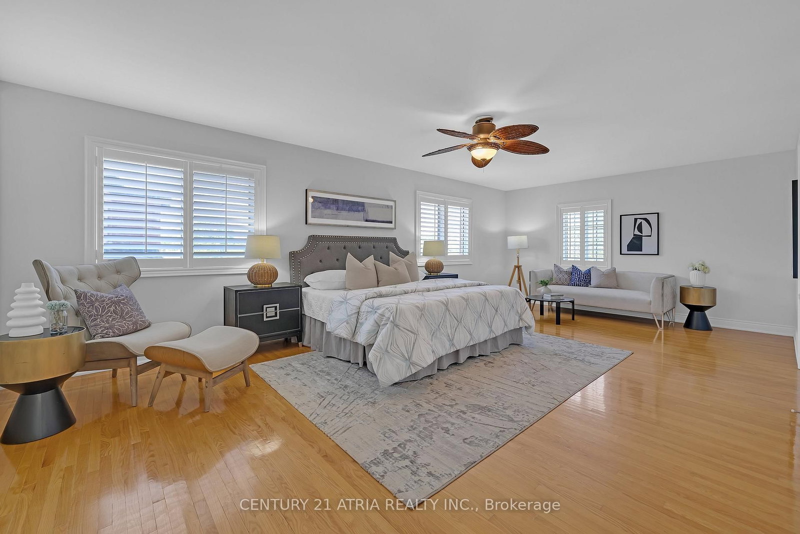 543 Queens Drive • Toronto, ON photo 21