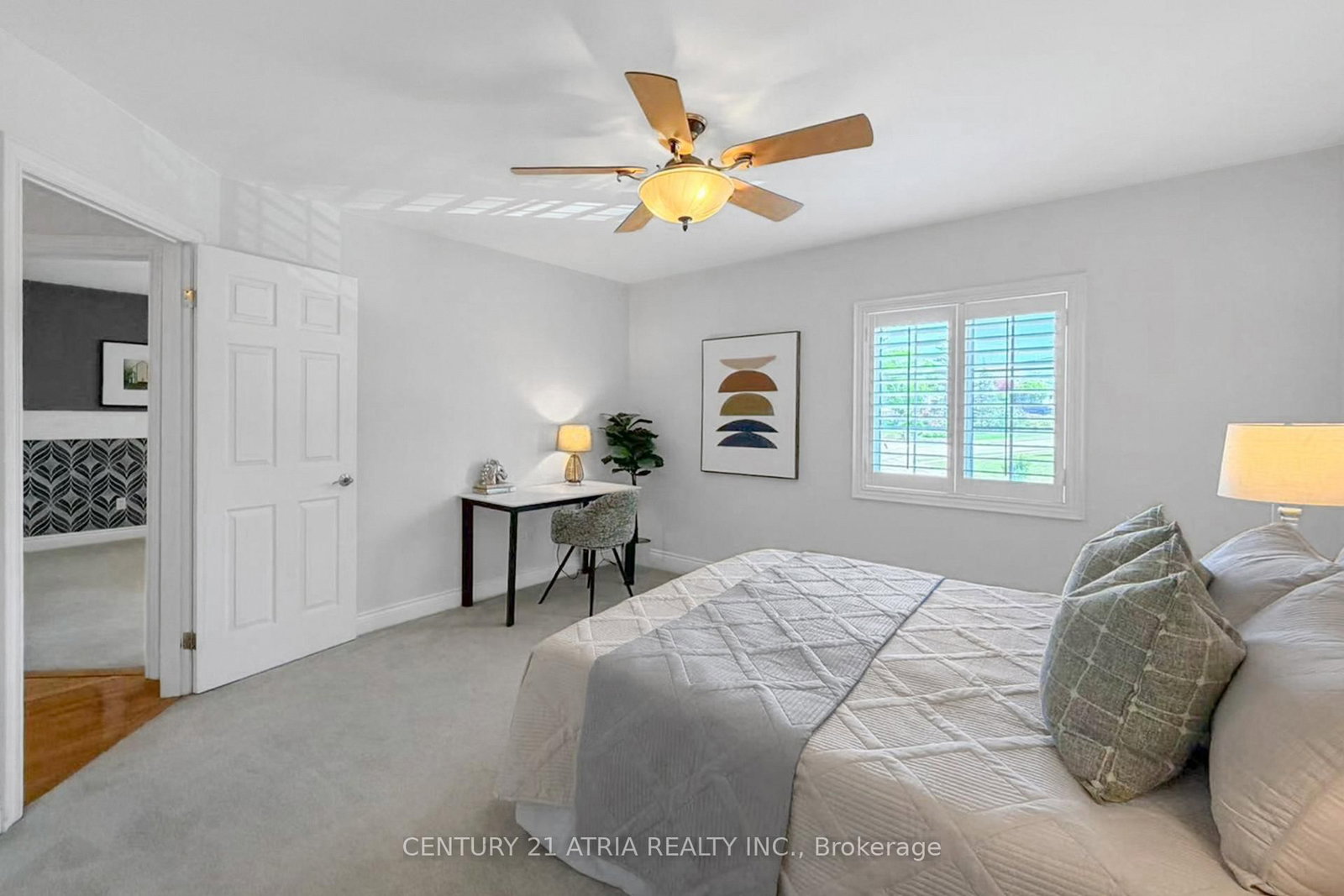 543 Queens Drive • Toronto, ON photo 33