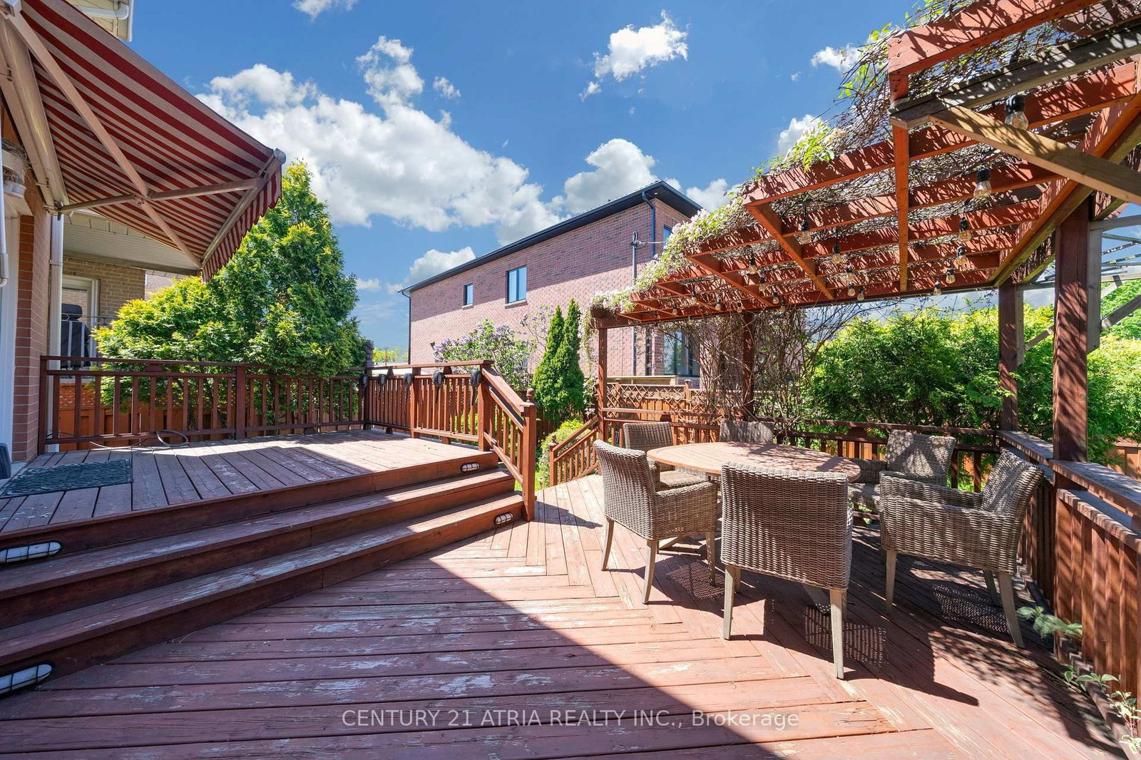 543 Queens Drive • Toronto, ON photo 49