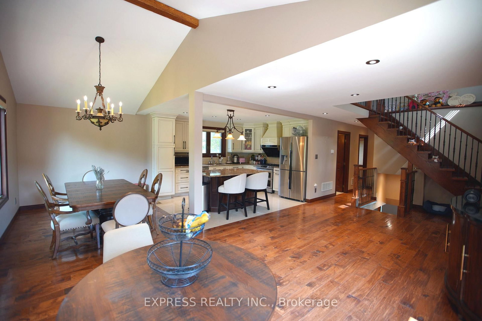 506 Falgarwood Drive • Oakville, ON photo 22