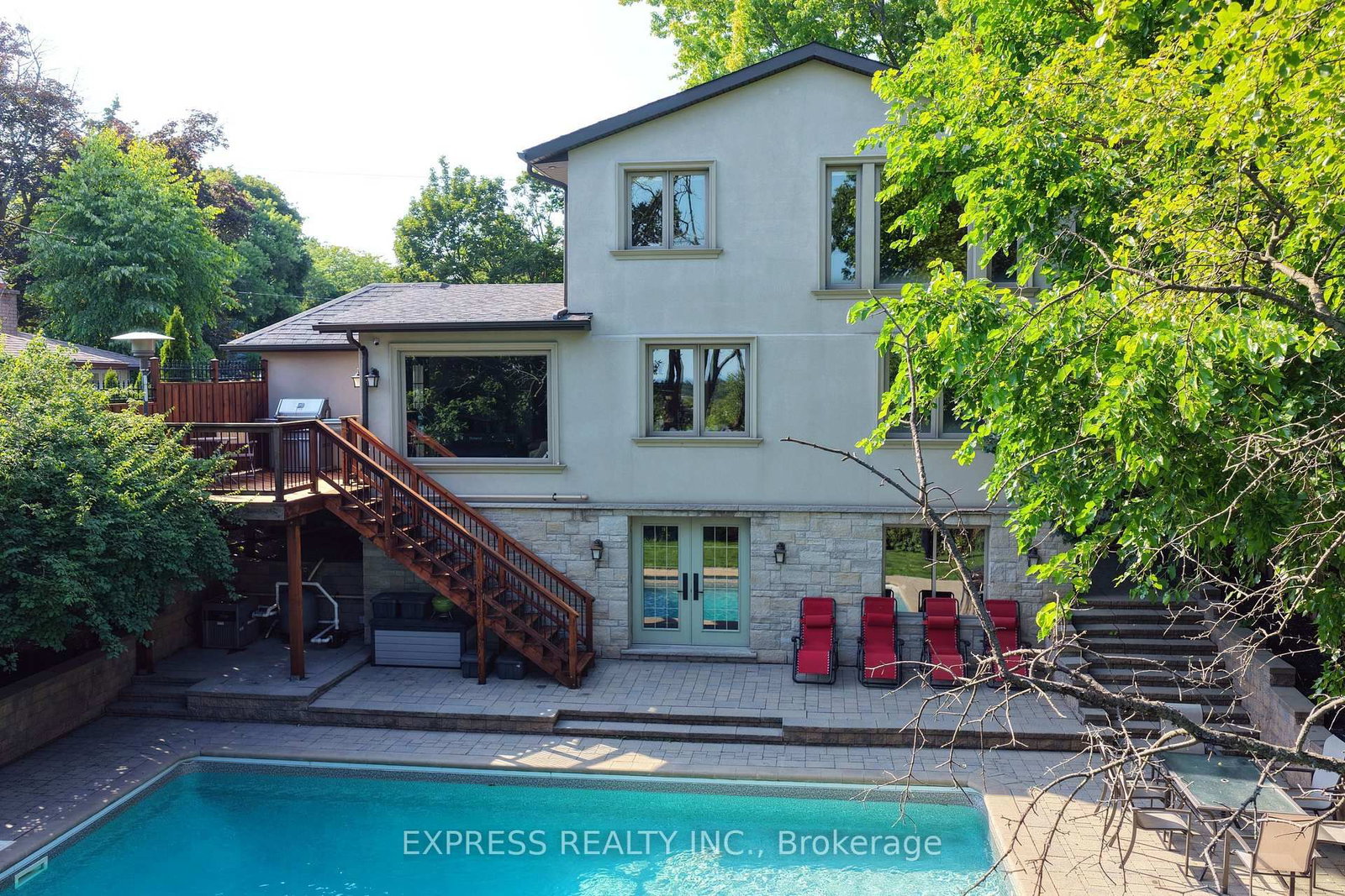 506 Falgarwood Drive • Oakville, ON photo 3