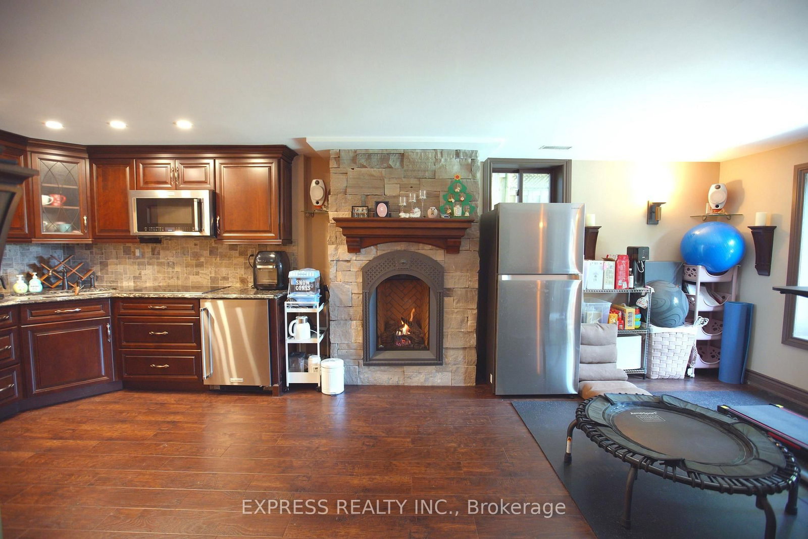 506 Falgarwood Drive • Oakville, ON photo 43
