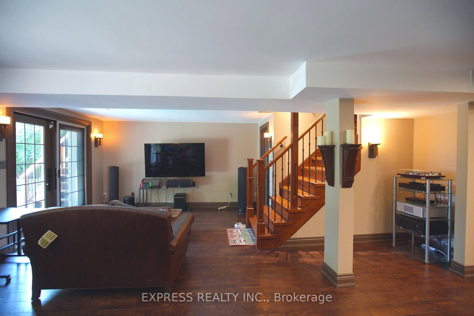 506 Falgarwood Drive • Oakville, ON photo 46