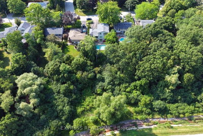 506 Falgarwood Drive • Oakville, ON photo 7