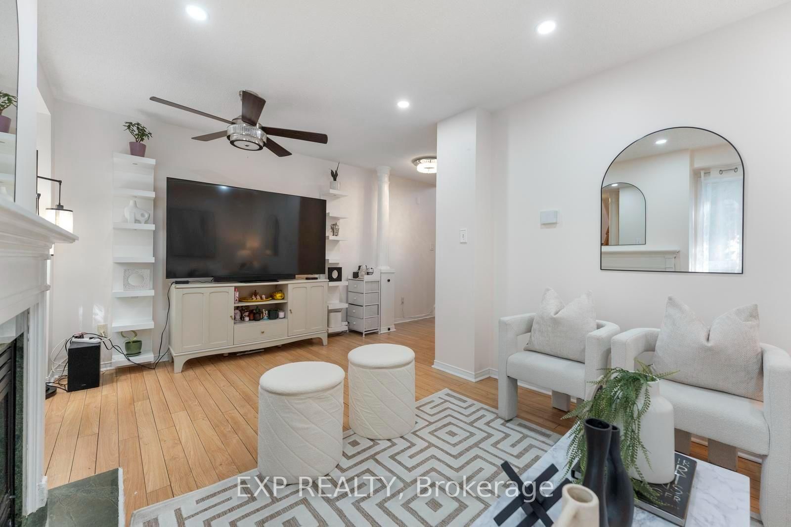 123 Brickyard Way • Brampton, ON photo 5